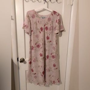 🌸Jessica Howard dress size 16 petite